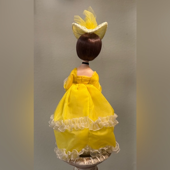 Vintage 1970 Big Eye Boudoir Bradley Doll in Yellow Dress and Hat - Picture 2 of 2